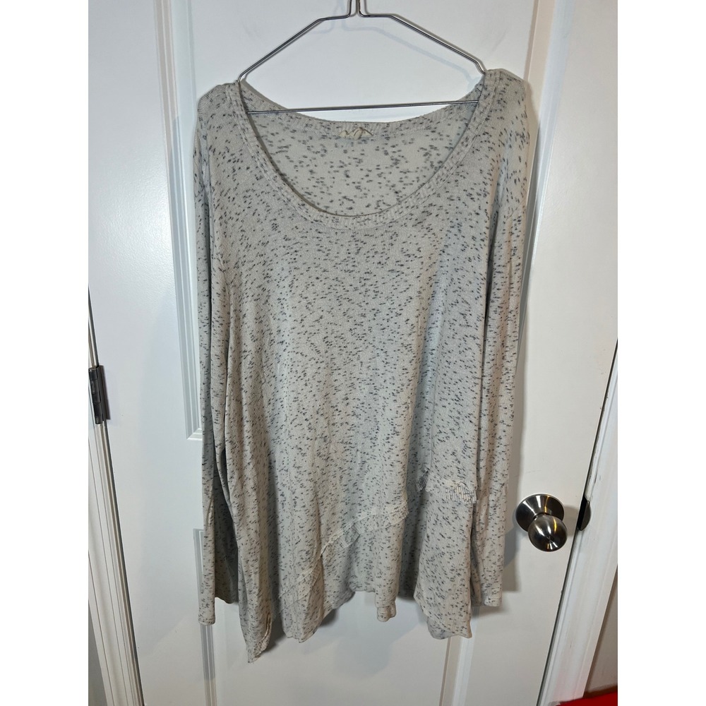 Como Blu Women Top Asymmetrical Sharkbite Hem Gray 3X